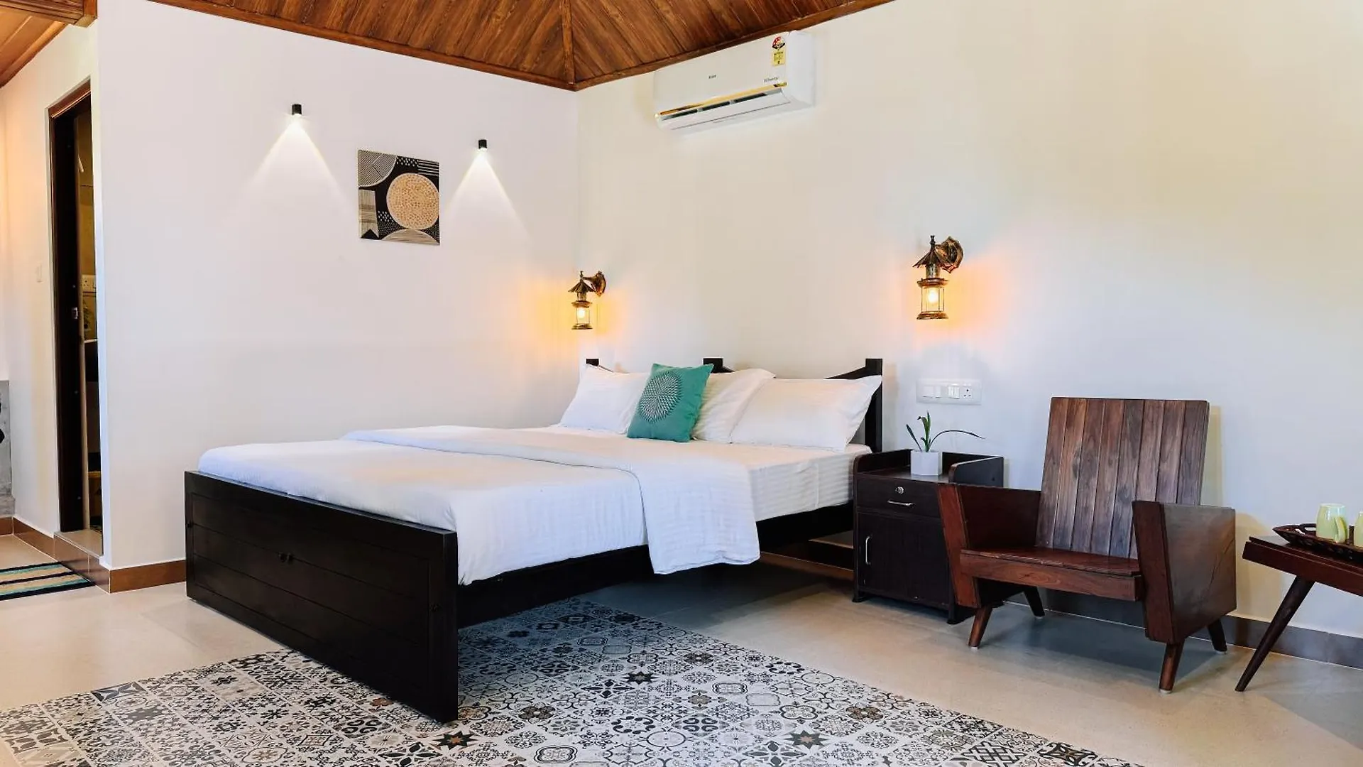 Calm Shack - 2 Bedroom-Boutique Farm Stay Munnar 0*,