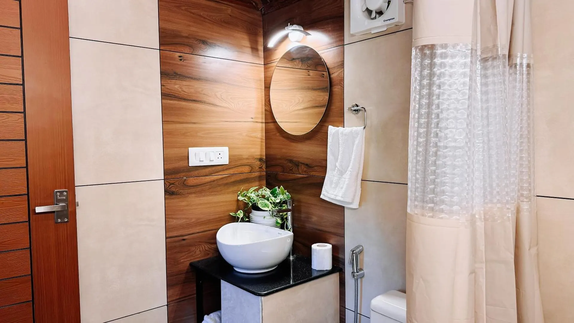 Calm Shack - 2 Bedroom-Boutique Farm Stay Munnar 0*,
